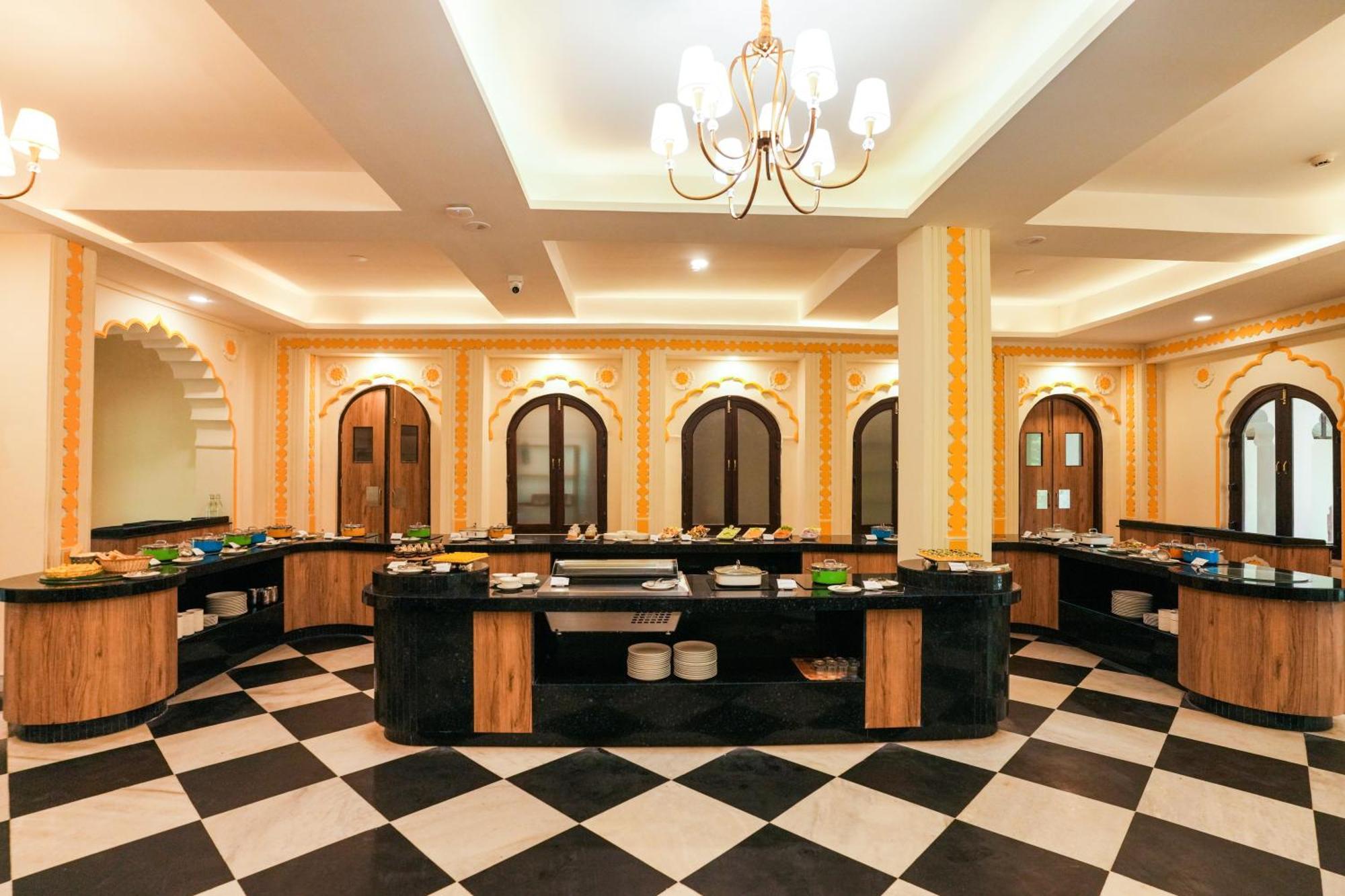 Hotel Club Mahindra Bharatpur Zewnętrze zdjęcie